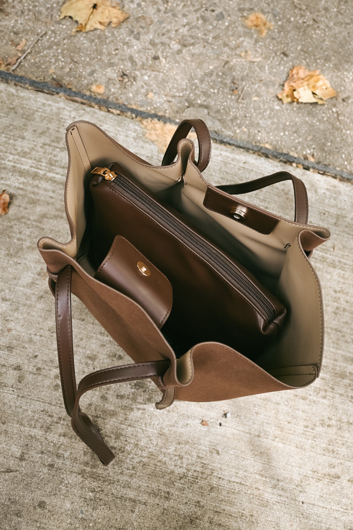 'Lorenza' Tote Bag in Chocolate
