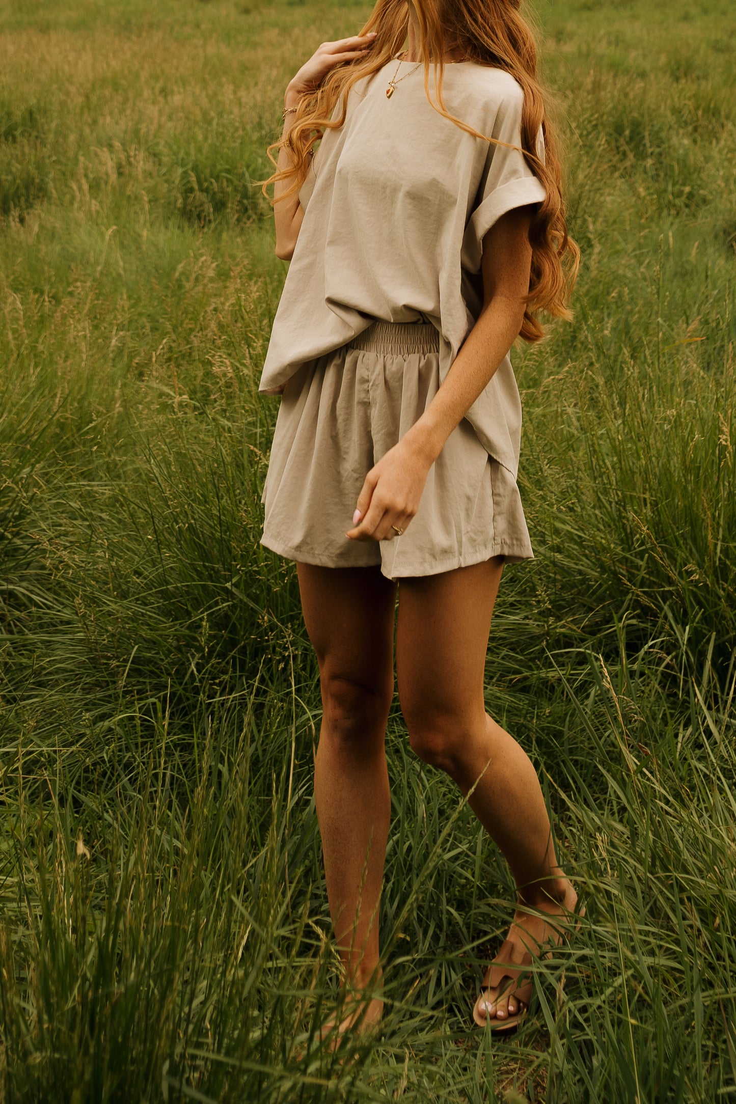 'Macy' Set in Taupe