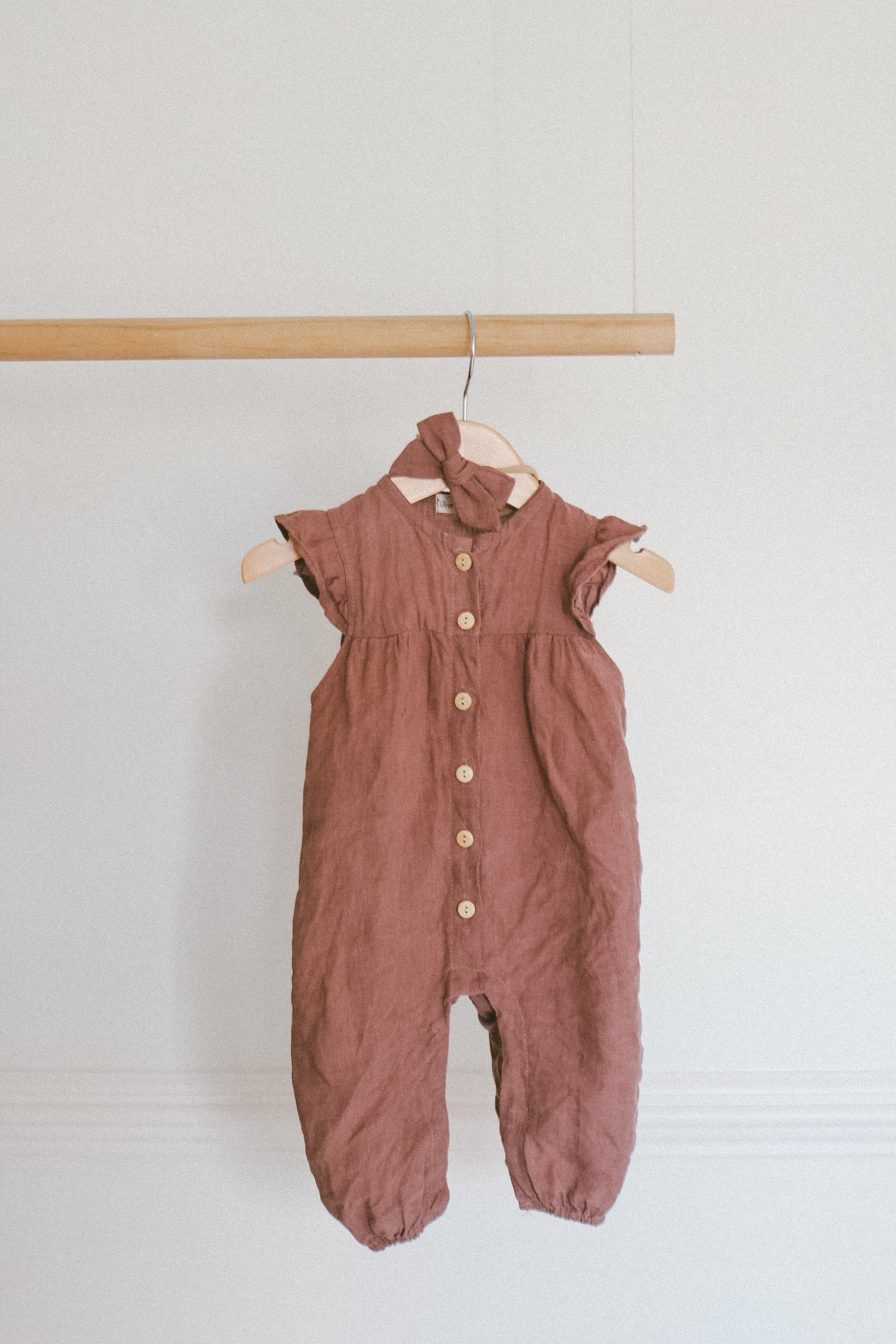Baby Linen Jumper & Bow