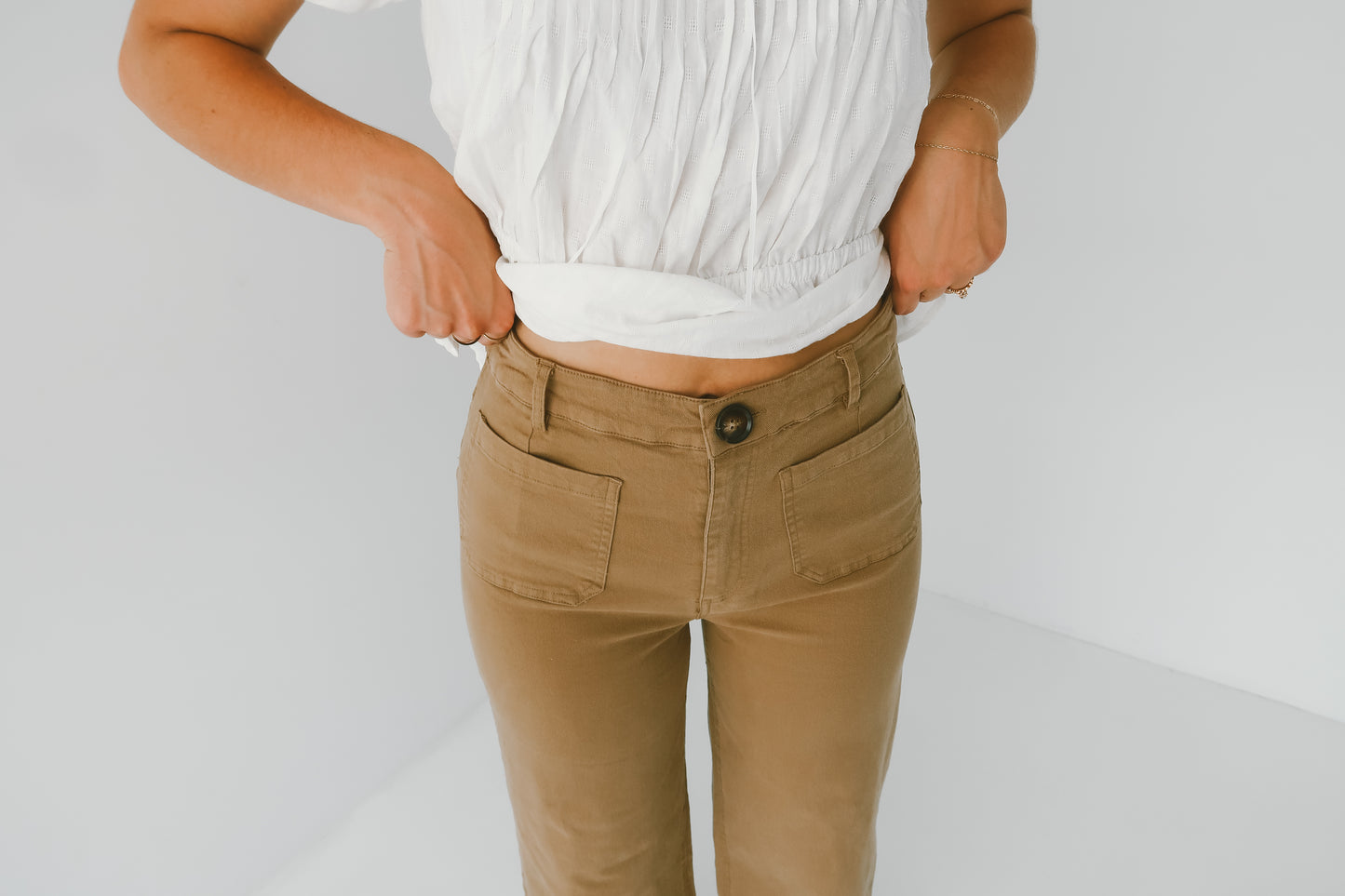'Millie' Wide Leg Pants in Khaki
