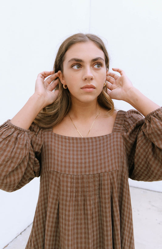 'Duke' Ribbed Earrings in Gold