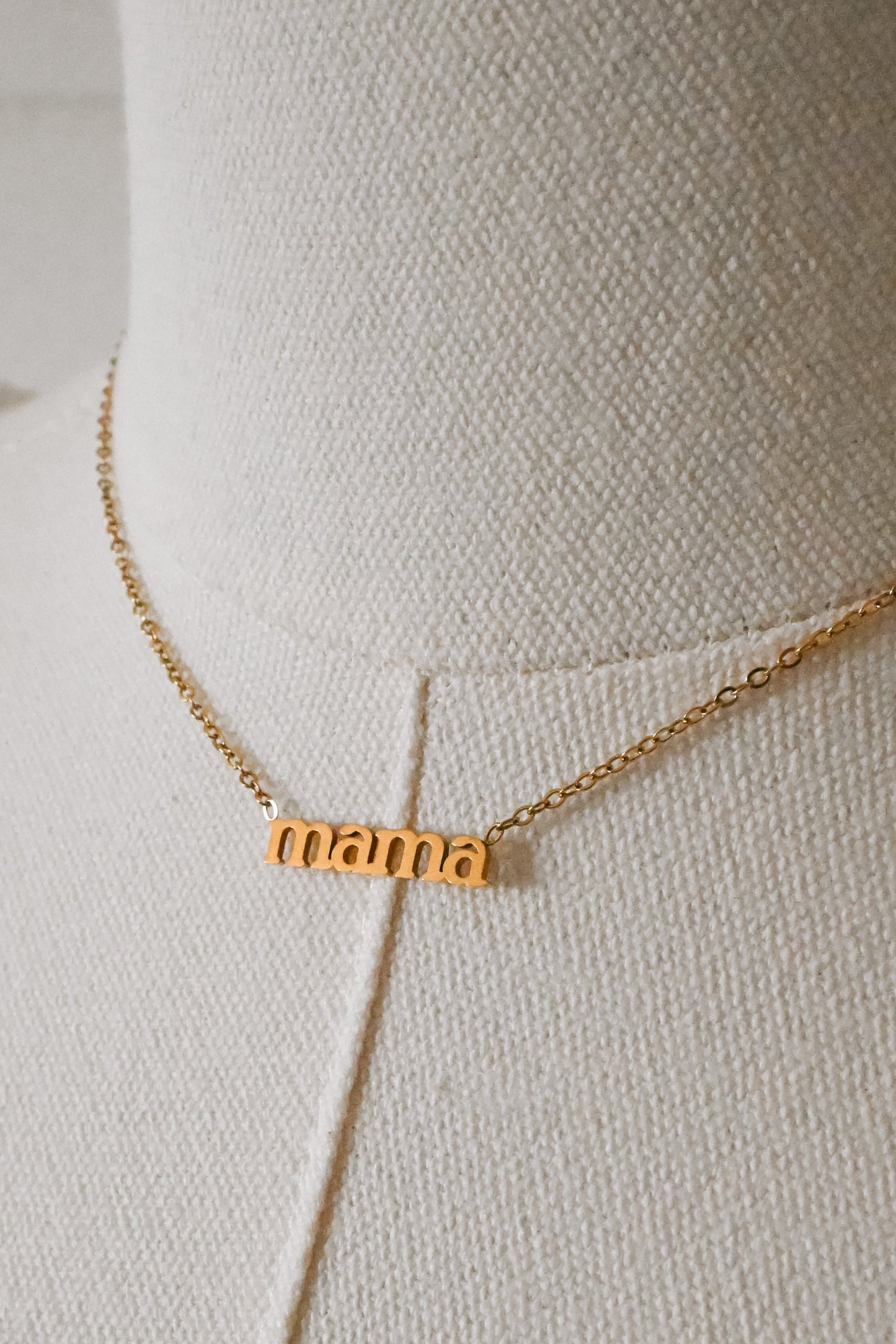 'Mama' 18K Gold Necklace