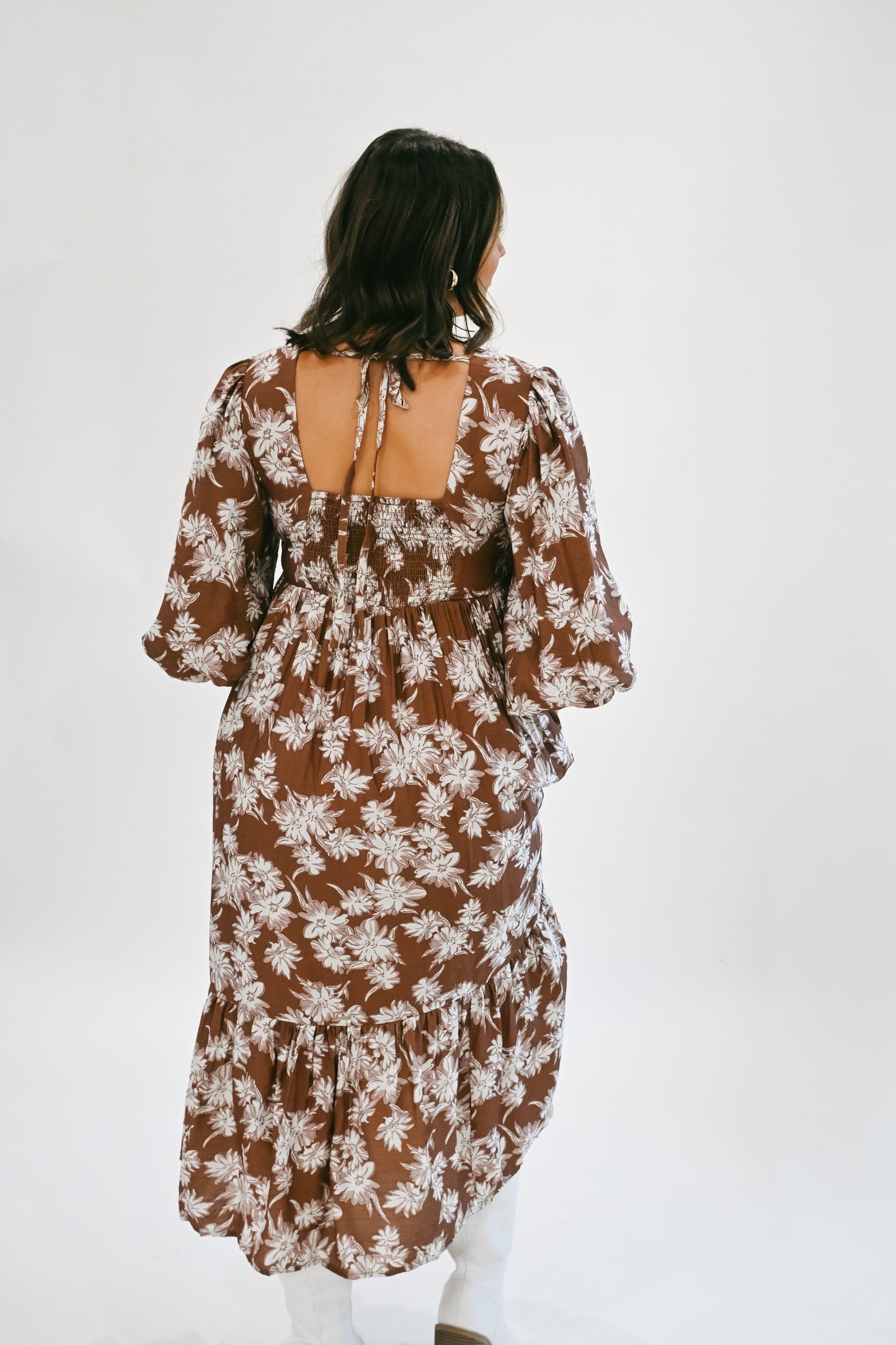 'Leann' Floral Dress in Mocha